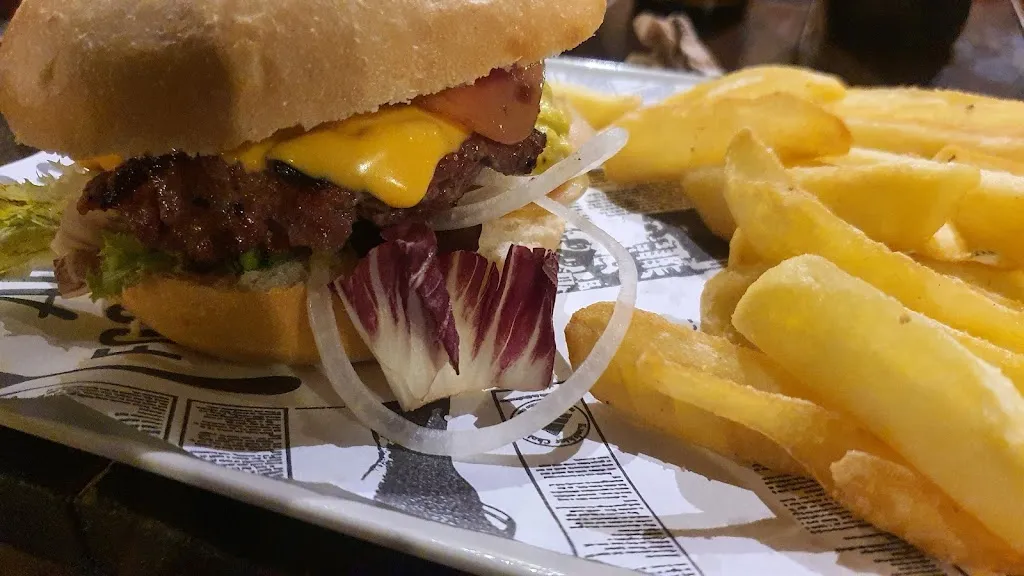 Menu_1982 Birres & Burgers_Santa Coloma de Gramenet_immagine_5