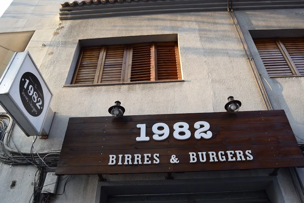 1982 Birres & Burgers ristorante a Santa Coloma de Gramenet