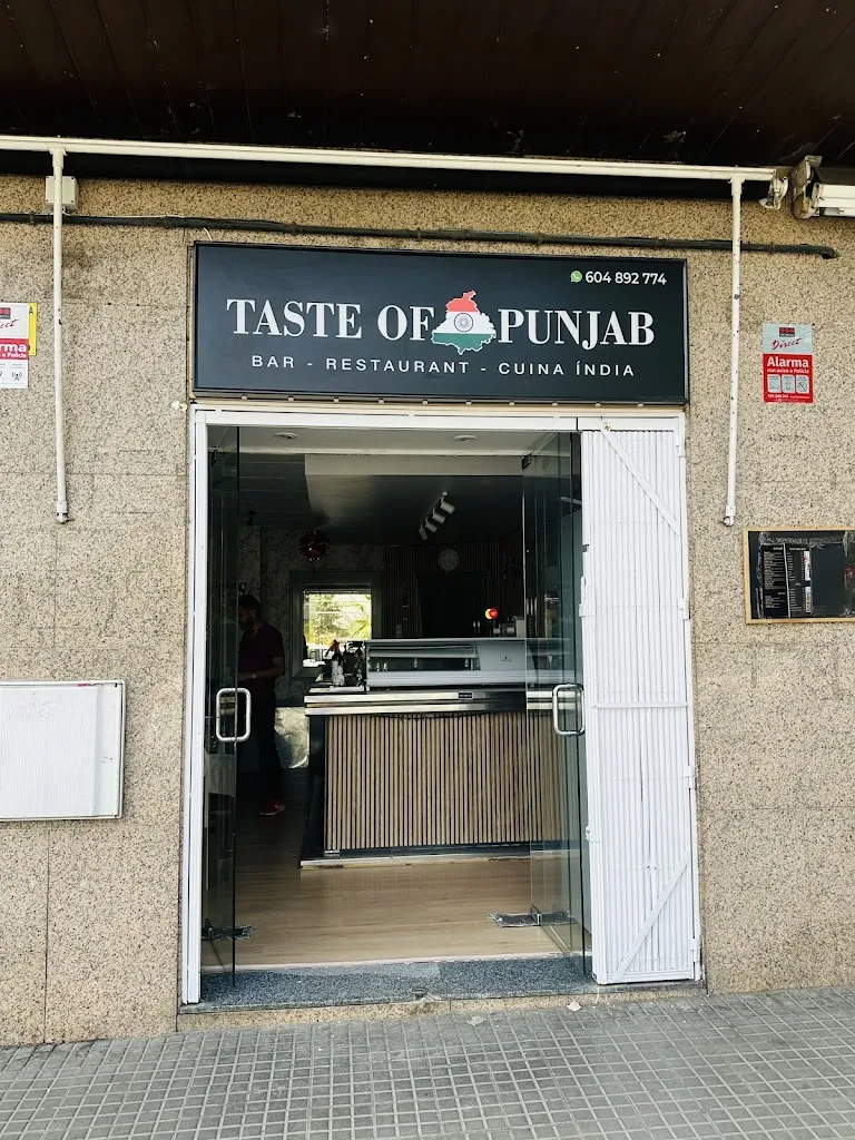Panjab Indian Restaurant_Santa Coloma de Gramenet_slider_image_1