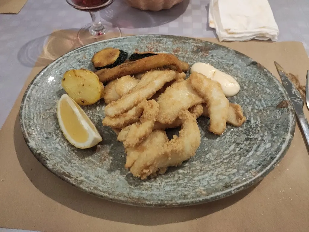 carles gverdejo_Bar Mediterráneo Restaurant_Santa Coloma de Gramenet_review