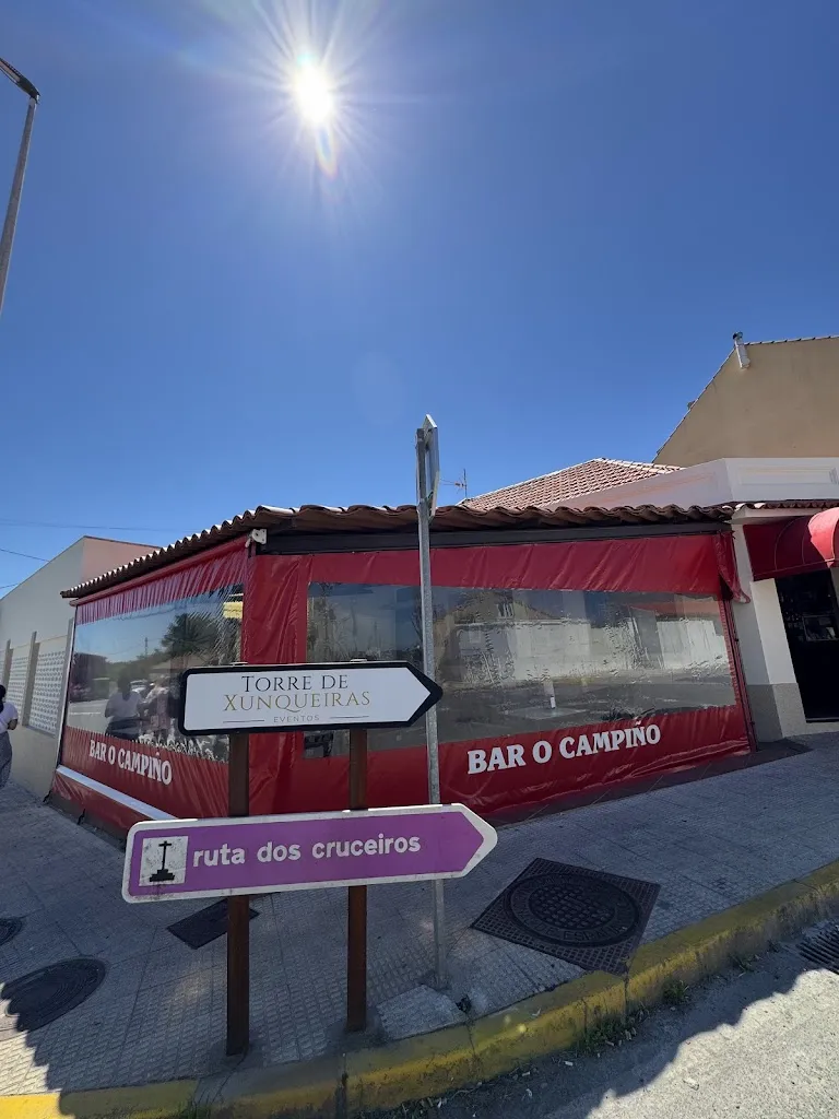 Gustavo Valverde_Bar Campiño_Pobra do Caramiñal A_review