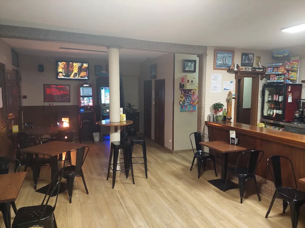 Bar Campiño_Pobra do Caramiñal A_slider_image_1