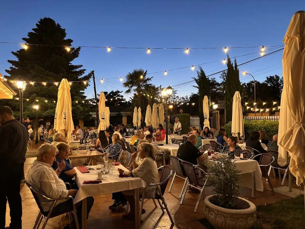 Calipso Restaurante Asador_Talamanca_slider_image_1