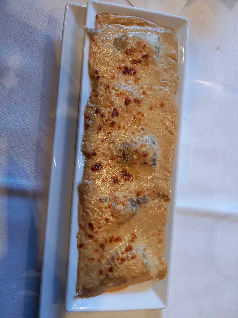 manish prakash_Taverna Guilà_Terrassa_review