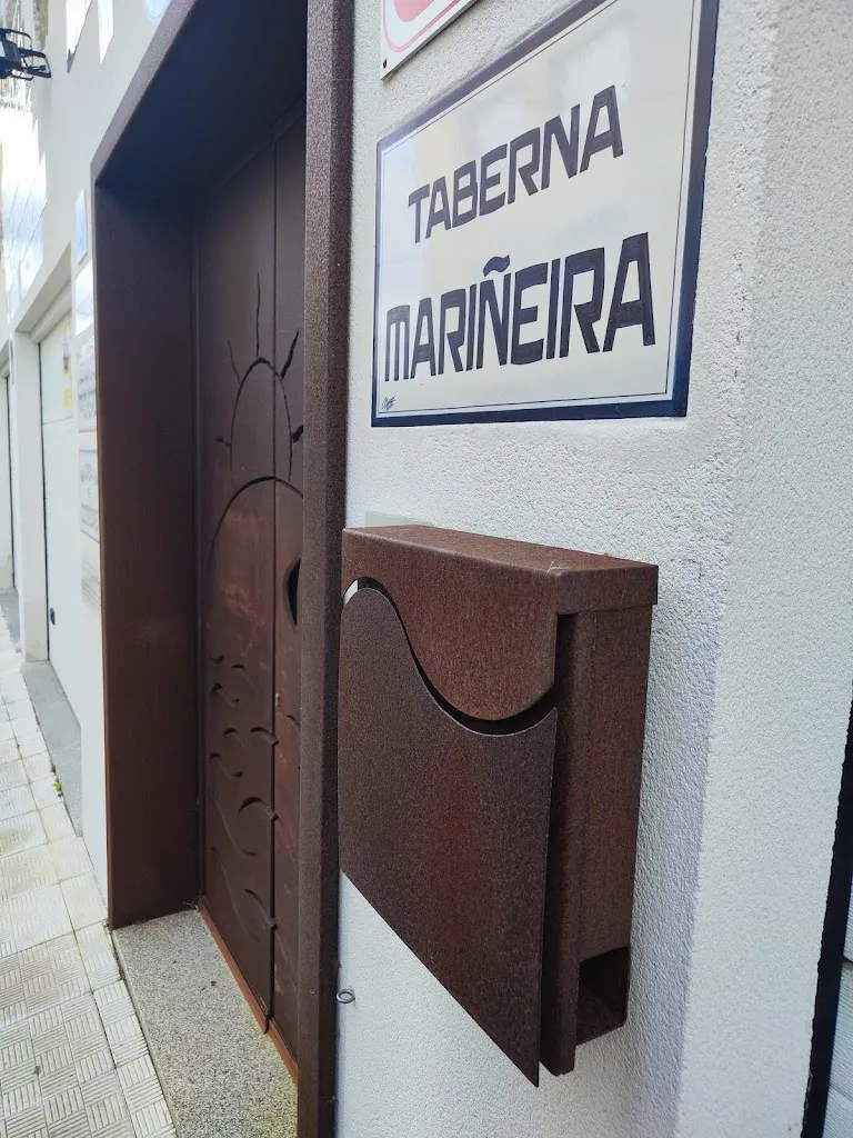 Miguel Iglesias Vicente_Pincheiro Apartamentos Turísticos SL_Pobra do Caramiñal A_review