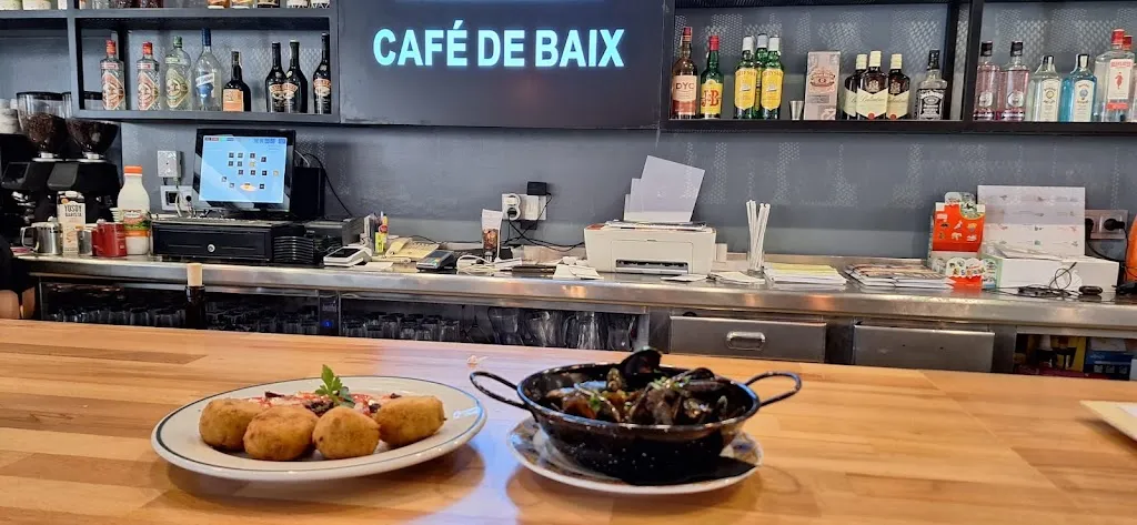 Cafè de Baix restaurant in Teià
