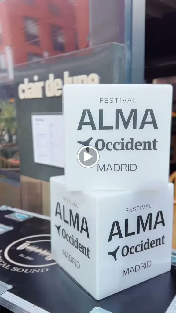 Arturo Soria Plaza_Sora_slider_image_2