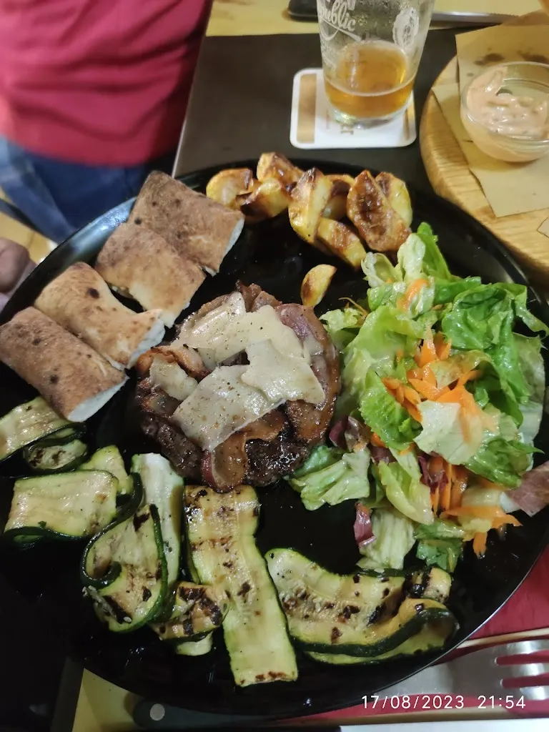 Mattia Tonon_RED ARROW Roadhouse_Sora_review