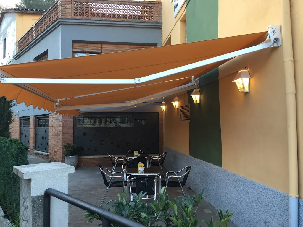 Cal Saumell Restaurant ristorante a Vallbona dAnoia