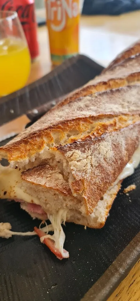 Laliviw_Can Vicenç_Torrelles de Llobregat_review