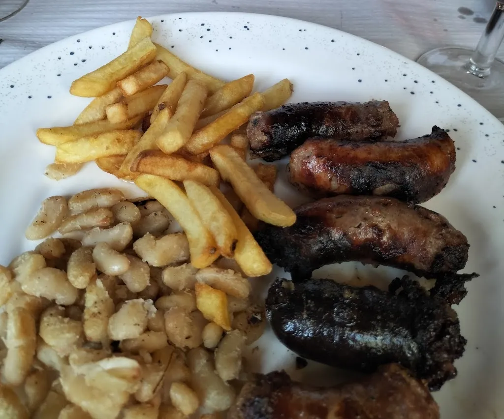 Patricia Oliveras_Can Virgili_Vallgorguina_review