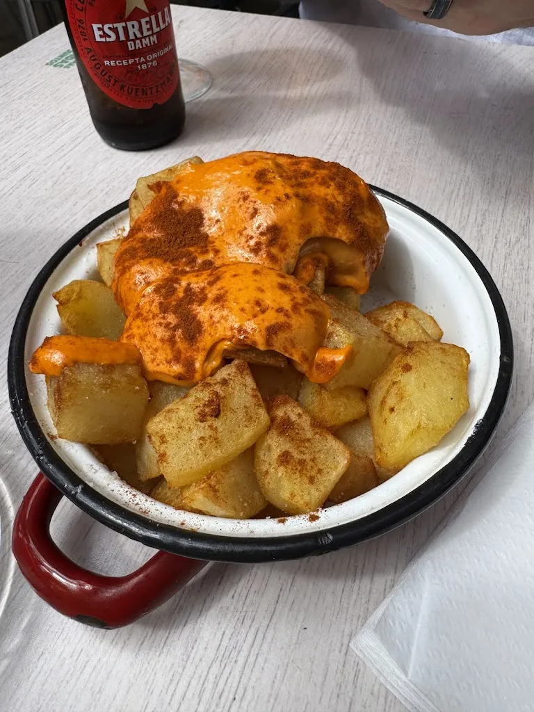 Toni Carcolé_Casal del Poble_Vallgorguina_review