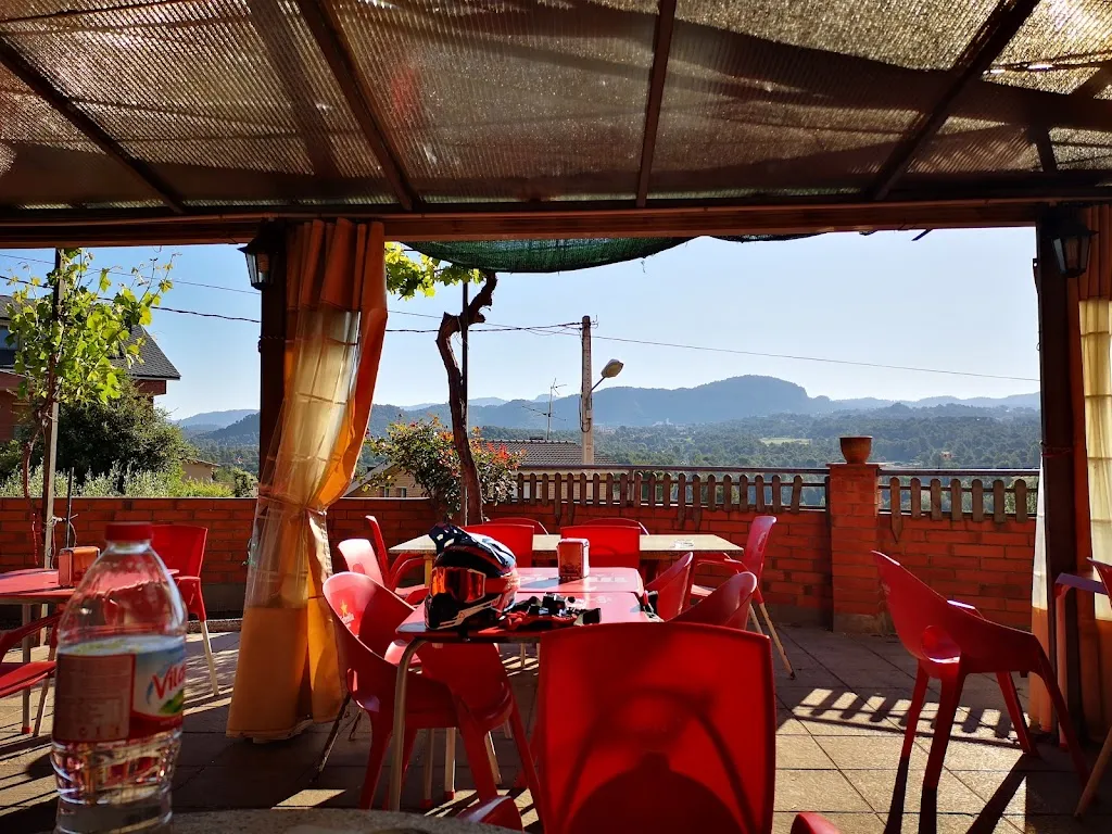 Bar Amores_Vacarisses_slider_image_3