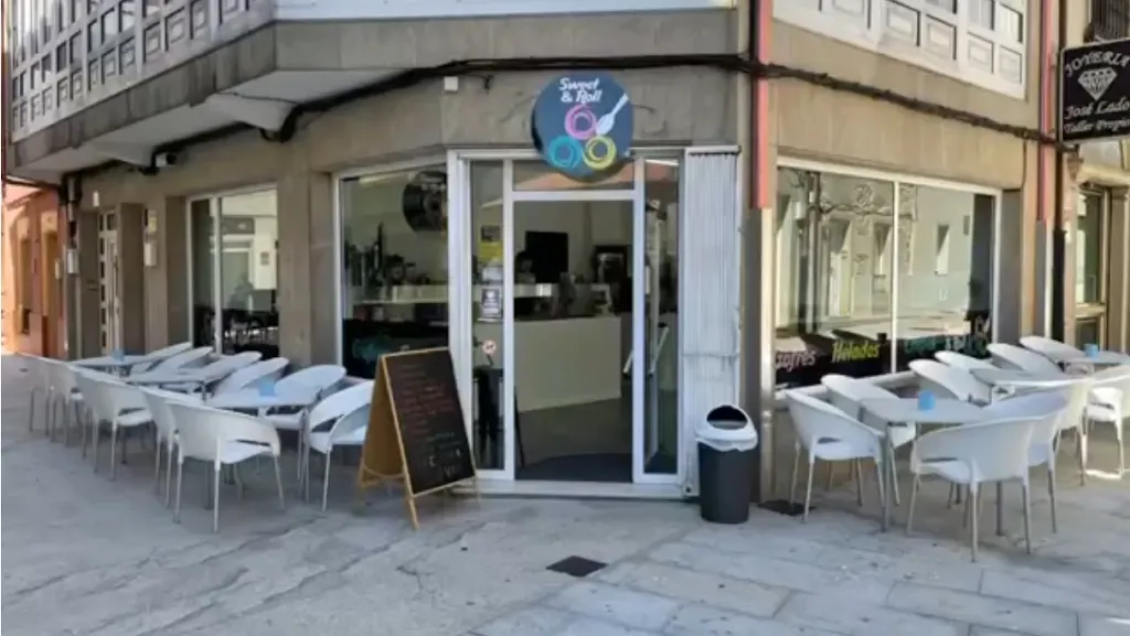 Sweet & Roll restaurant in Pobra do Caramiñal A