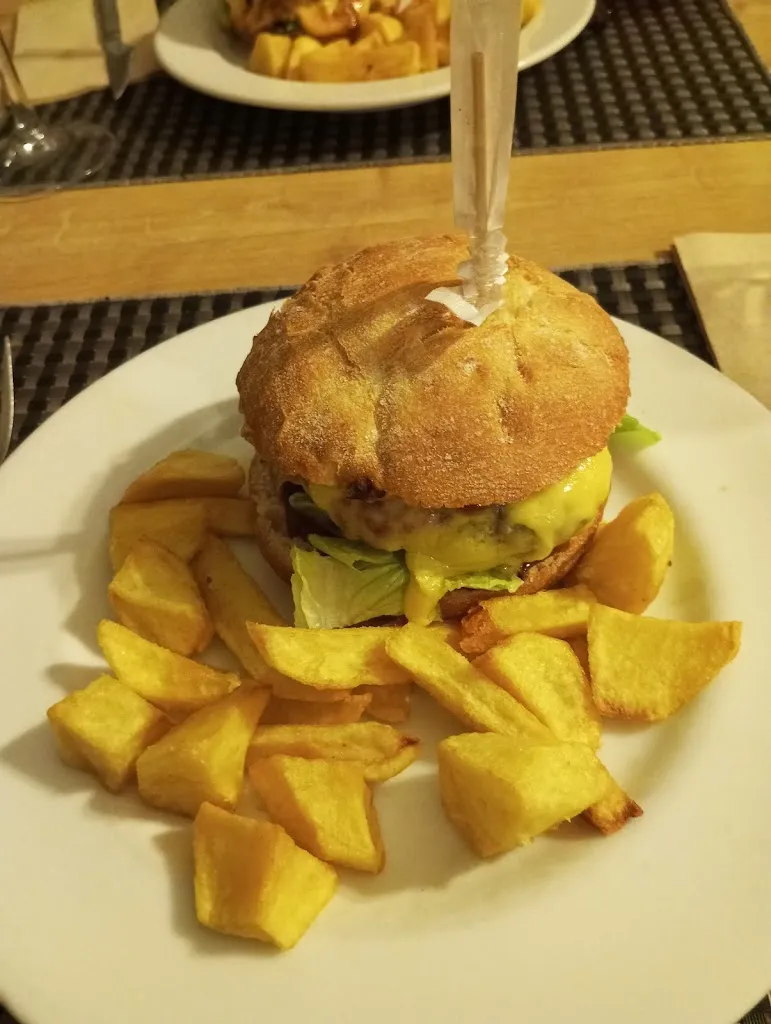 Monic_Restaurant Mediterrani vallirana_Vallirana_review