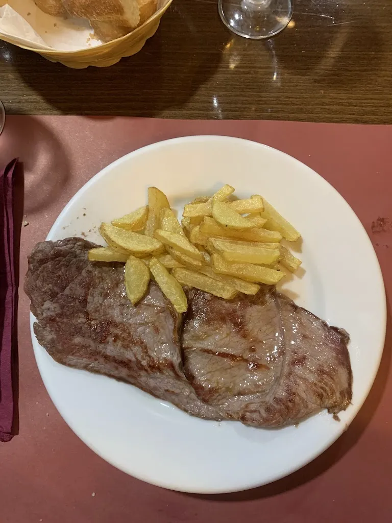 Cal Xavi'm restaurant in Vallirana