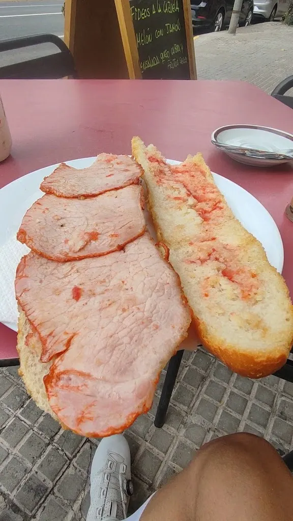 Bar Restaurant El Semáforo_Vallirana_slider_image_2