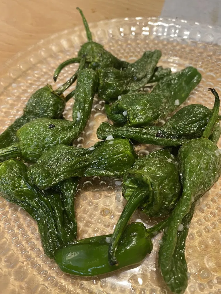 Farah Skold_Trintaedous_Pontedeume_review