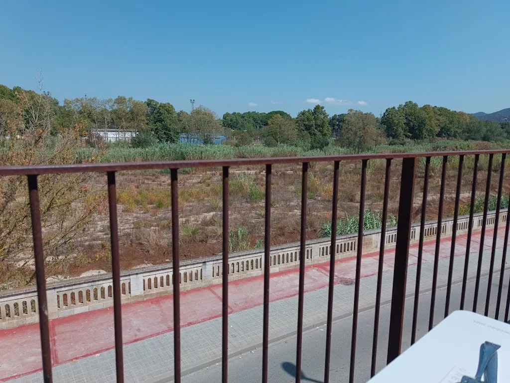 Hennes_La Tasca by Carlos_Tordera_review