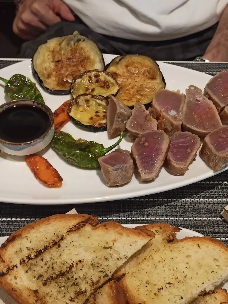 Maria Monllor_La Trocca Vermutería Cocina Bar_Vilanova del Camí_review