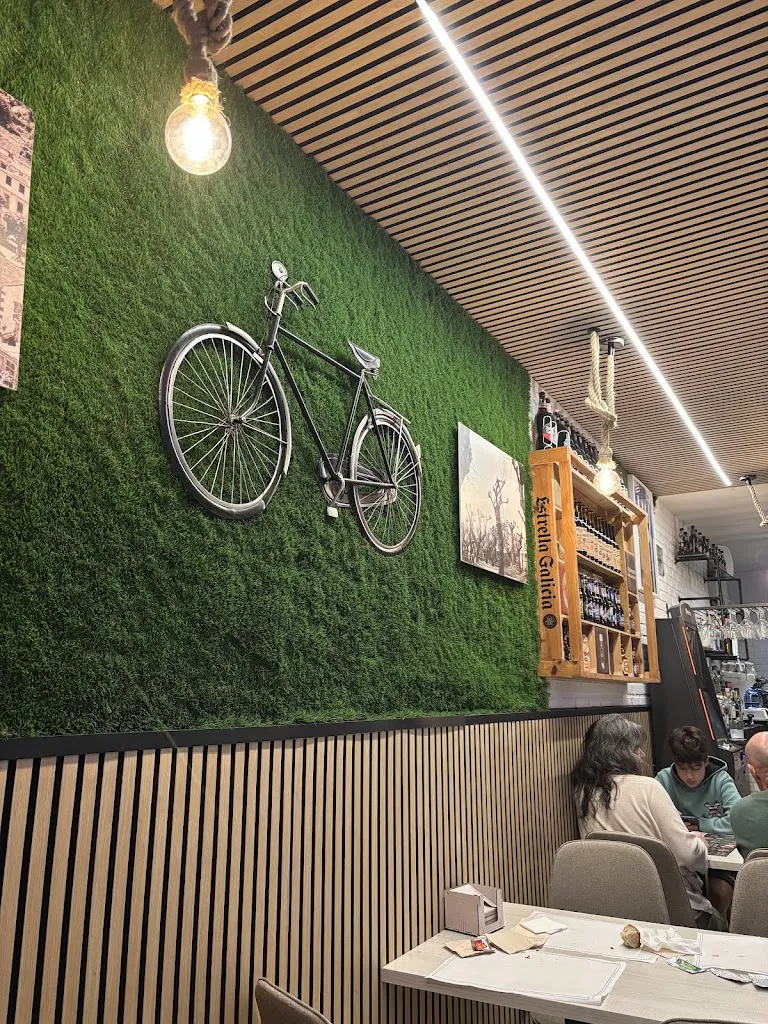 Afdan Maulana_Cervecería Alameda_Pontedeume_recensione