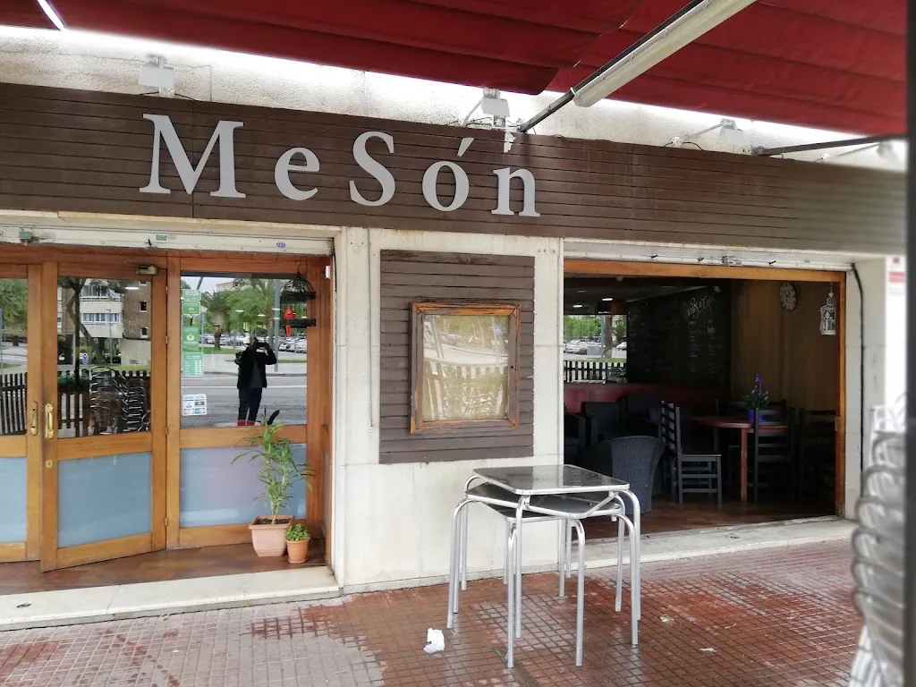 MeSón Restaurante. ristorante a Viladecans