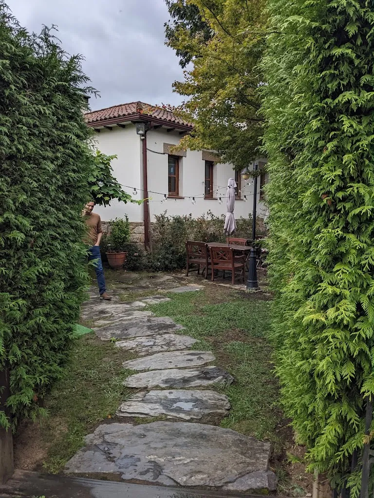 Tammi Cuellar_Cantina Río Coves , Restaurante_Pontedeume_recensione