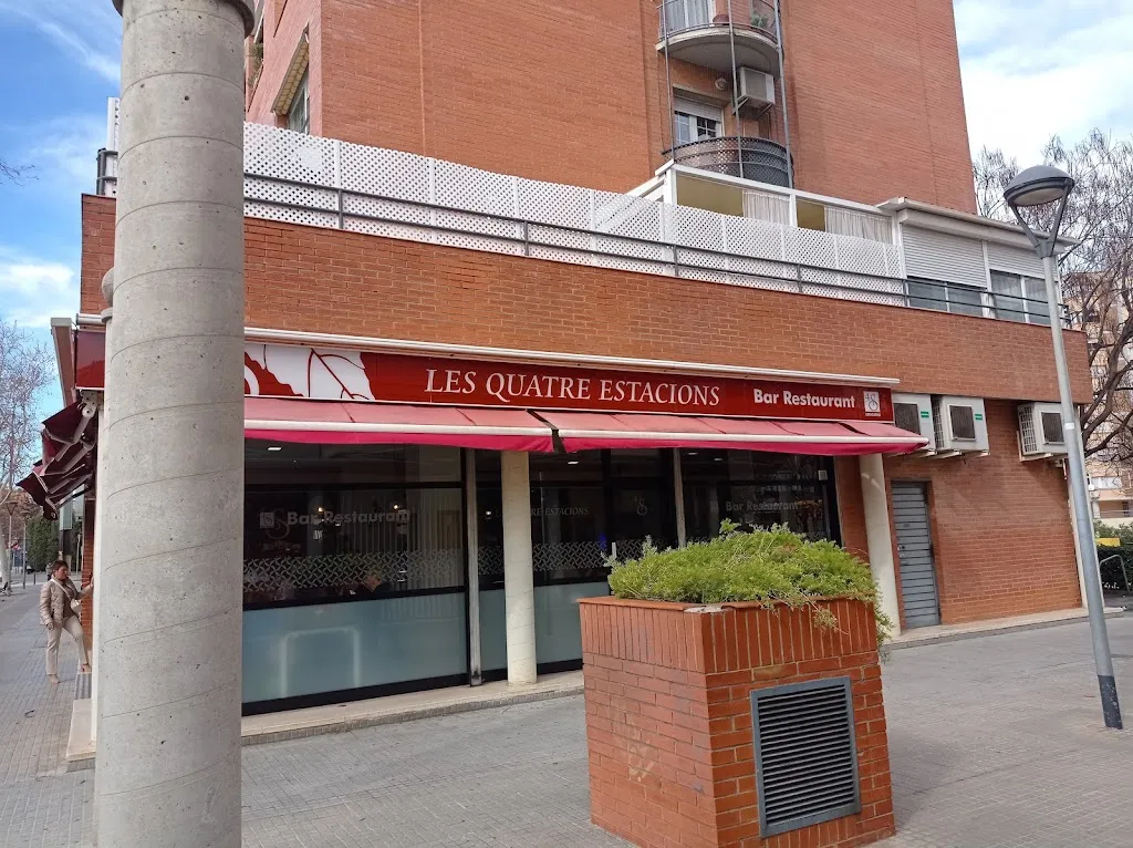 Restaurante 4 Estaciones Restaurant in Viladecans