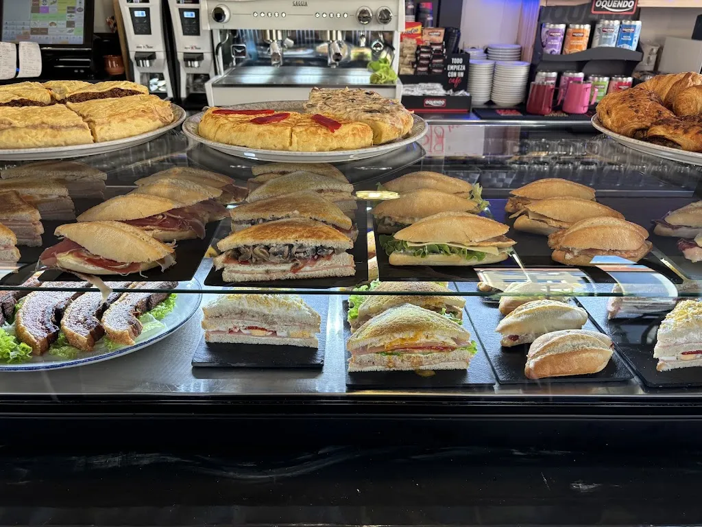 Arizmendi jatetxea_Alonsotegi_slider_image_1