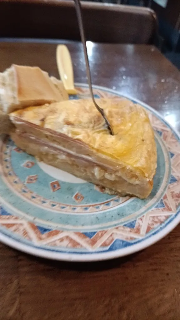 Pablo Arango Jimenez_Geltoki kafetegia_Alonsotegi_review