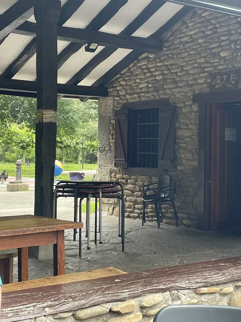 Mikel 8_IBERLANDA TABERNA_Arrankudiaga_recensione