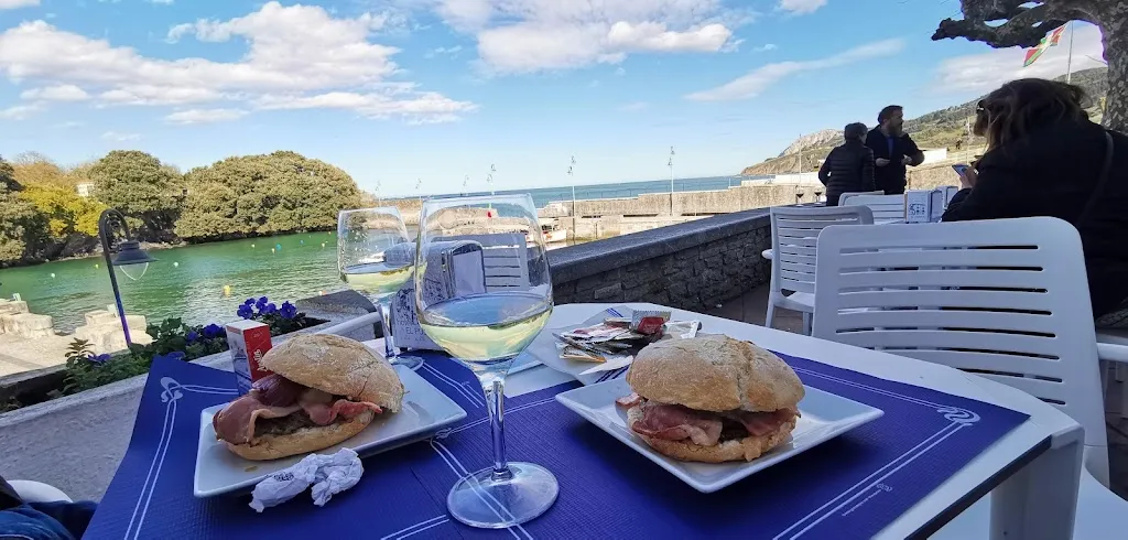 FÚ_RESTAURANTE HOSTAL BAKIOLA_Arrankudiaga_recensione