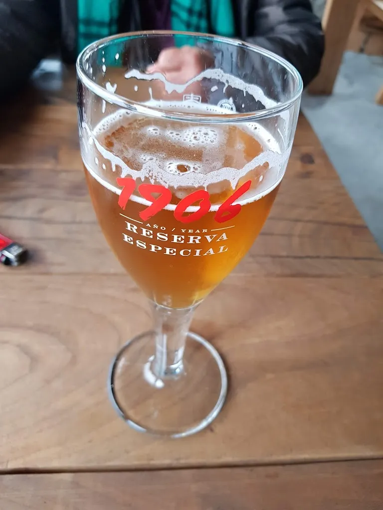 Jorge B_Cuatro Caminos_Pontedeume_review