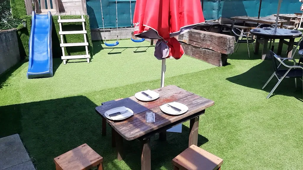 Cuatro Caminos_Pontedeume_slider_image_2