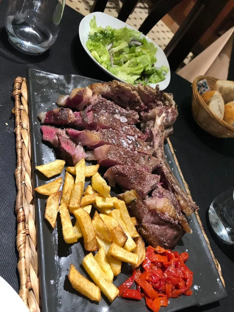 Luis Perez de Miguel Infante_Herriko Taberna Nabarniz_Arratzu_review