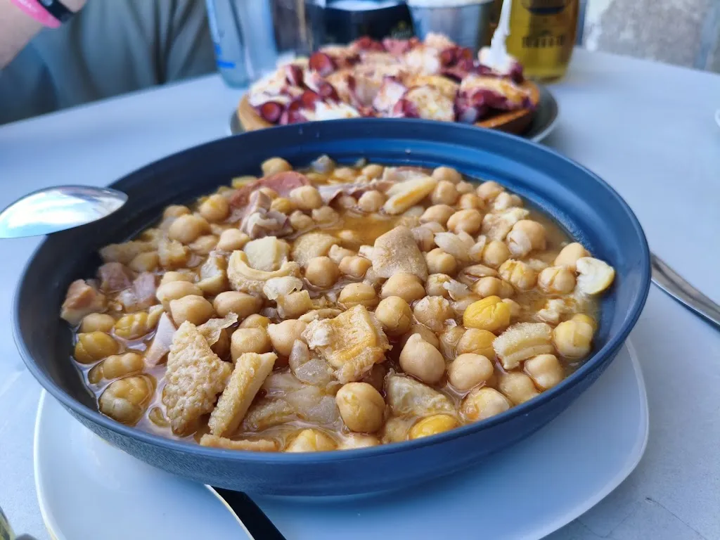 Neli M_Casa Chacho_Pontedeume_review