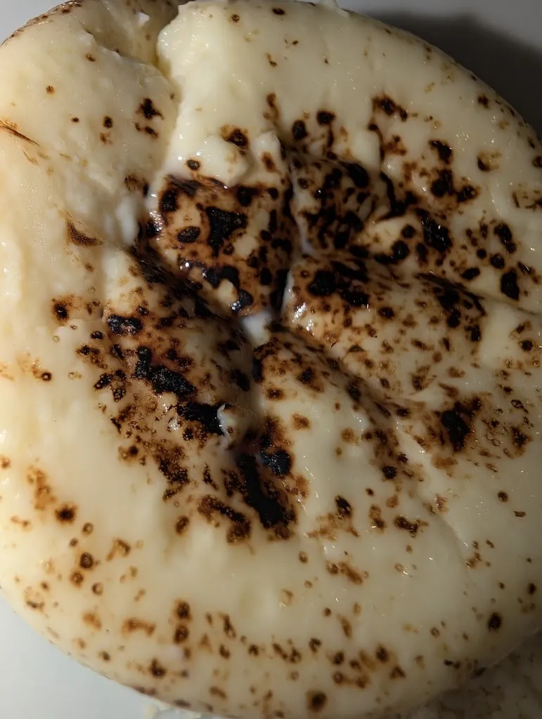 Angela Bestauti_CONTRASTES by Diego Ferreira_Vilanova i la Geltrú_review