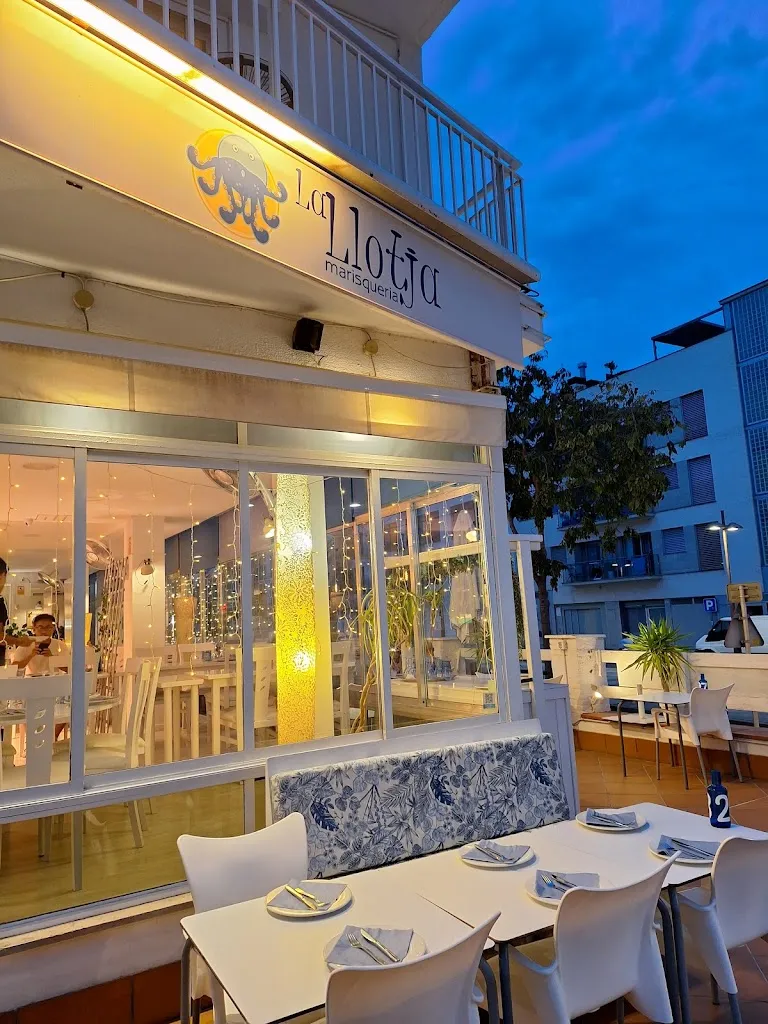 La Llotja Marisqueria restaurant in Vilanova i la Geltrú
