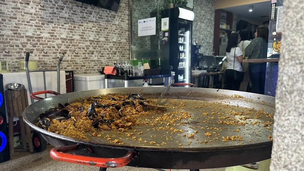 A Zhu_Pulpería Encontro_Arzúa_review