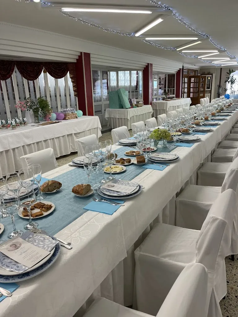 Zaira Perez_Restaurante Los Molinos_Pontedeume_avis