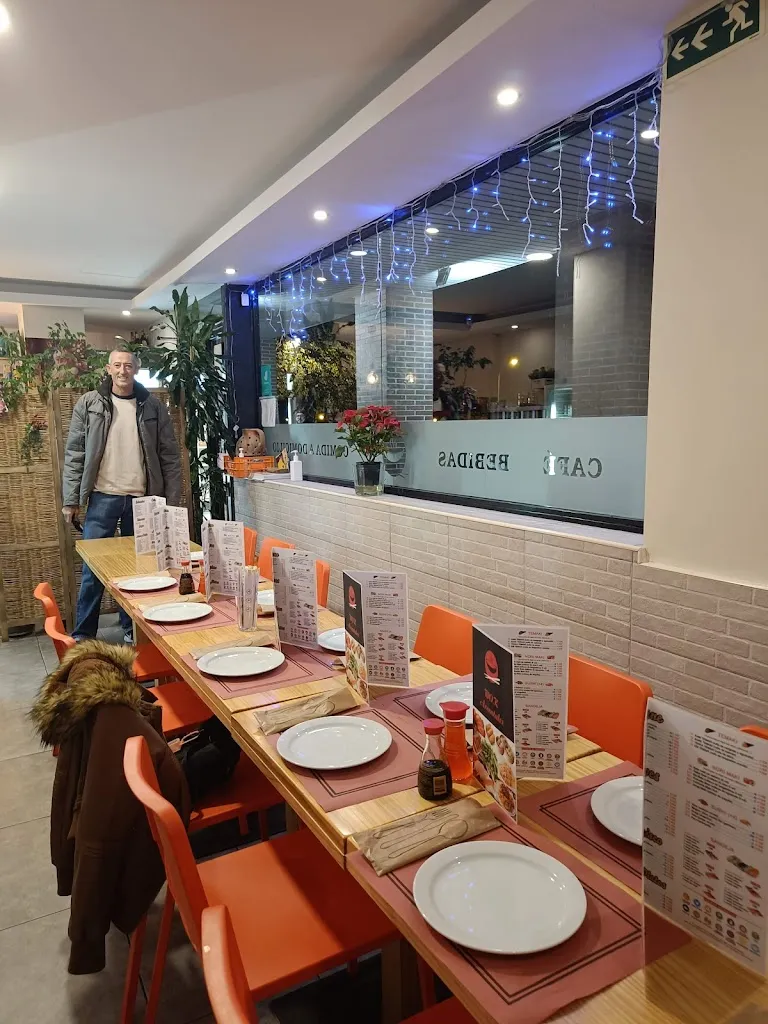 Wok Arcentales restaurant in Artzentales