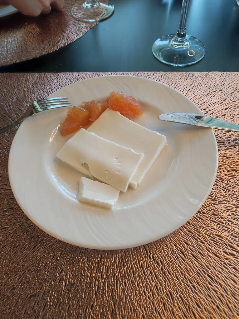 Menu_Izekoren Etxea_Abanto y Ciérvana-Abanto Zierbena_image_6