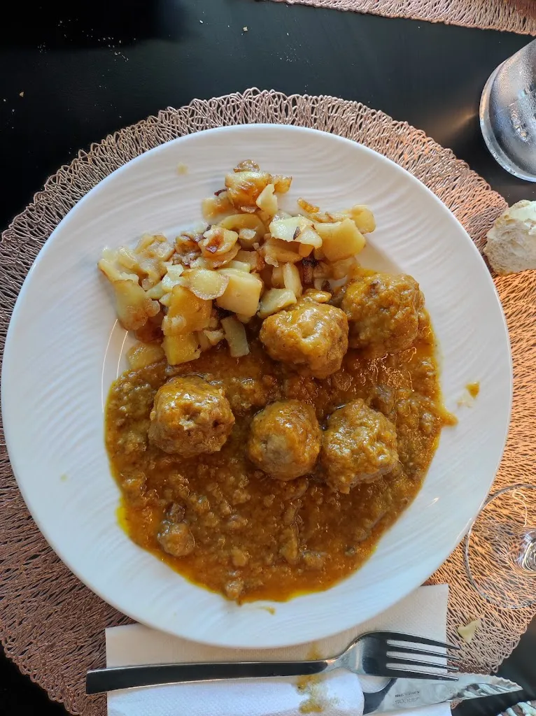 Menu_Izekoren Etxea_Abanto y Ciérvana-Abanto Zierbena_image_7