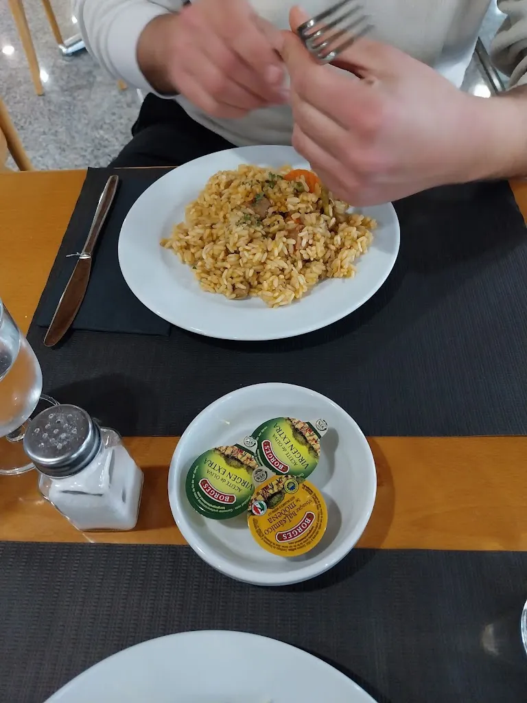 Menu_Área de Servicio Ugaldebieta La Pausa_Abanto y Ciérvana-Abanto Zierbena_immagine_9