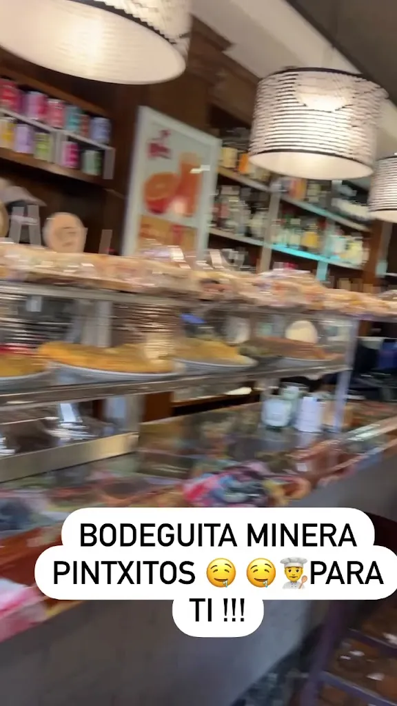 Maylin Sanchez Almanza_La Bodeguita Minera_Abanto y Ciérvana-Abanto Zierbena_review