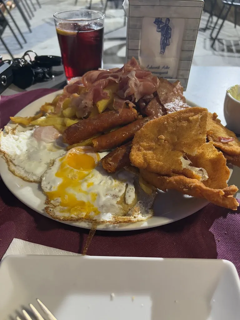 Sara Laredo_Enparantza Taberna_Abanto y Ciérvana-Abanto Zierbena_review