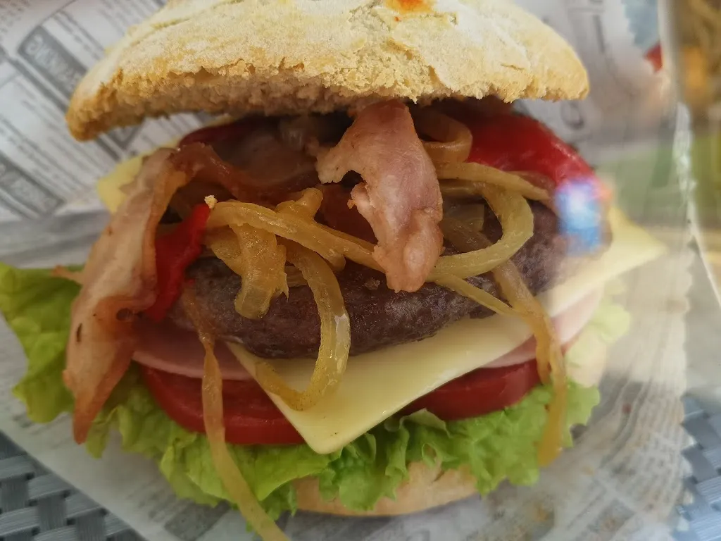 Menu_¡KOMO KOMO! Mas que un burger_Abanto y Ciérvana-Abanto Zierbena_image_3