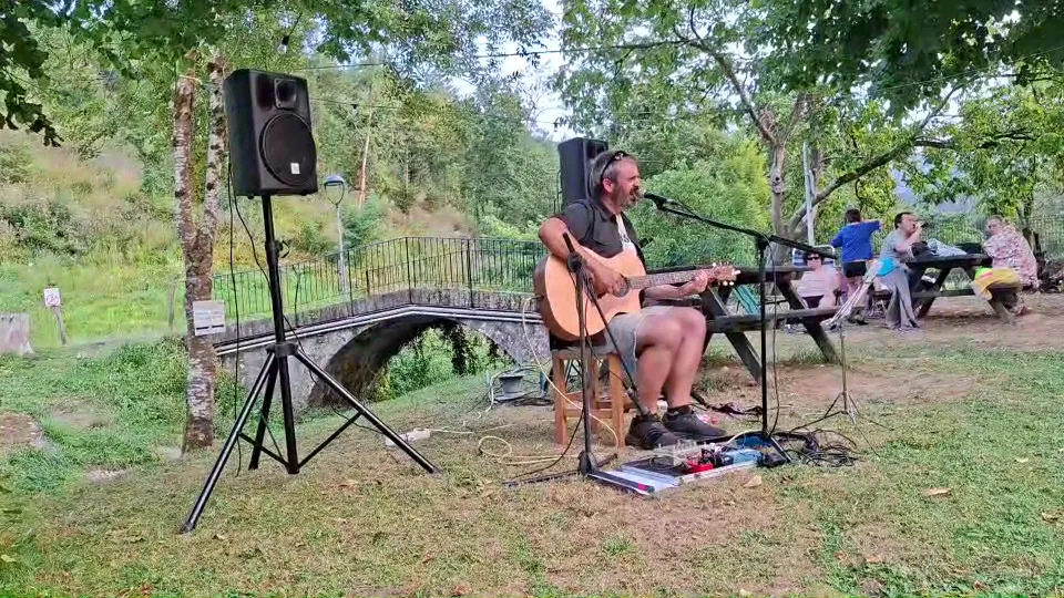 Rufus_Iruzubi txiringitoa_Aulesti_review