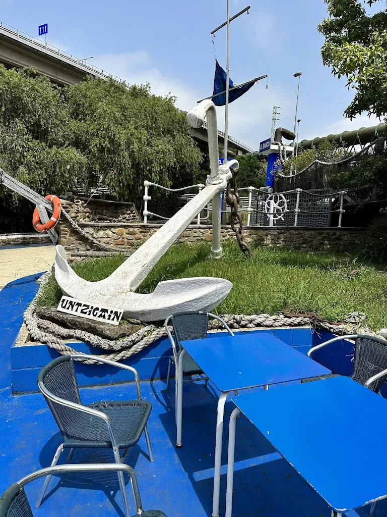 Iban Gabriel Santana Hernandez_Museo El Barco_Arrigorriaga_review