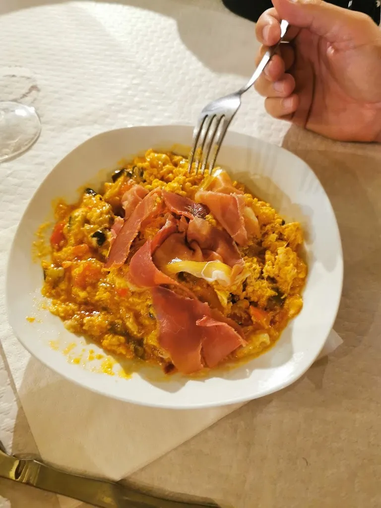 Moises Fdez_Mini-Bar_Arrigorriaga_review